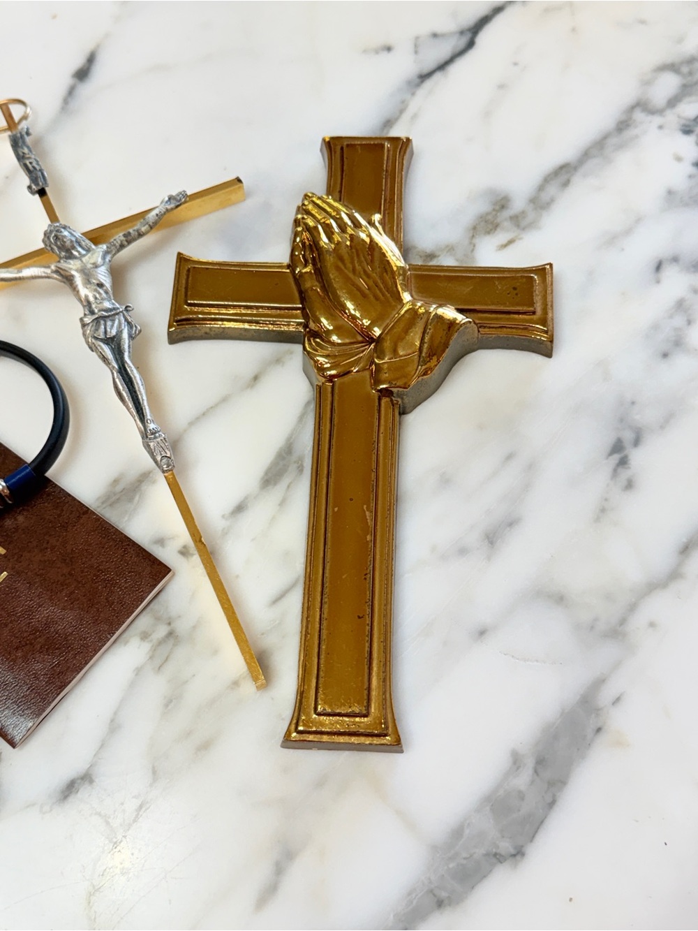 MCM Gold & Silver Crucifix Set w/ Praying Hands Cross, Italian Bracelet & Prayer - Picture 6 of 16